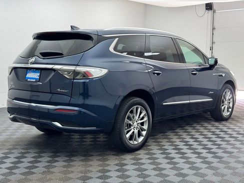 Used 2022 Buick Enclave Avenir w/ Avenir Technology Package AWD/4WD image 11