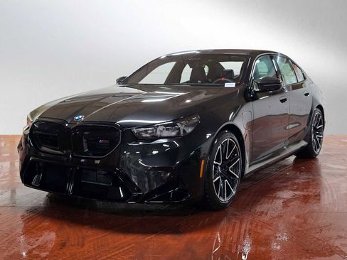 New 2026 BMW M5 w/ Carbon Package image 7