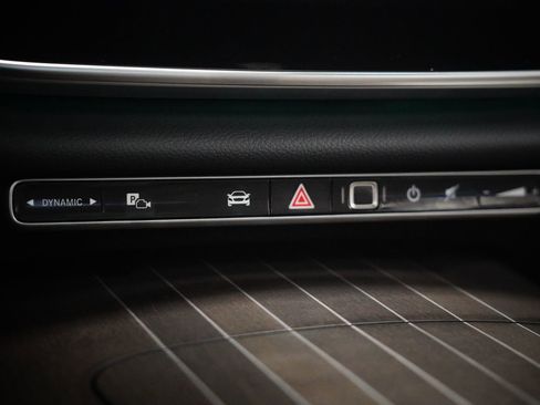 New 2026 Mercedes-Benz E 350 4MATIC Sedan image 29