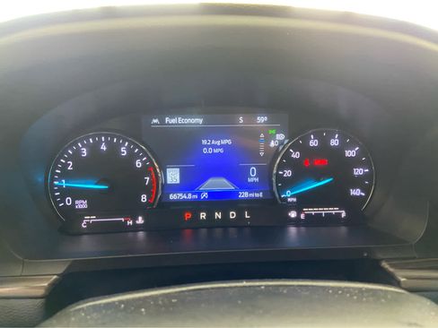 Used 2023 Ford Explorer Limited w/ Limited Technology Package image 25