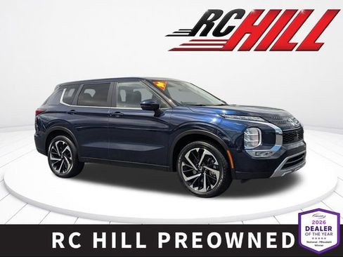 Used 2024 Mitsubishi Outlander SE AWD/4WD image 1