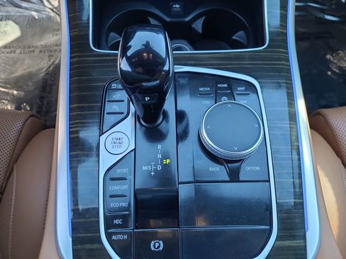 Used 2023 BMW X5 xDrive40i AWD/4WD image 25