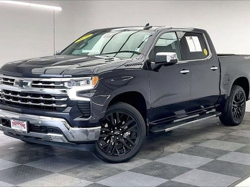 Used 2024 Chevrolet Silverado 1500 LTZ w/ LTZ Convenience Package II AWD/4WD image 12