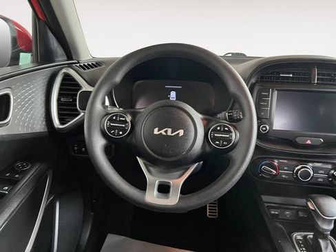 Certified 2023 Kia Soul LX w/ LX Technology Package image 10