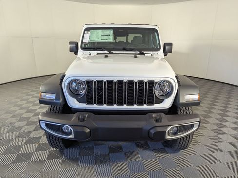 New 2026 Jeep Gladiator Sport image 3
