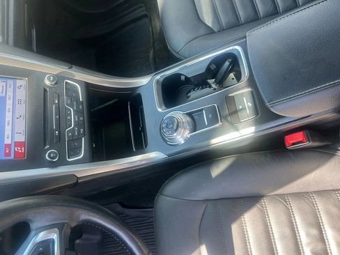 Used 2017 Ford Fusion Energi SE image 15