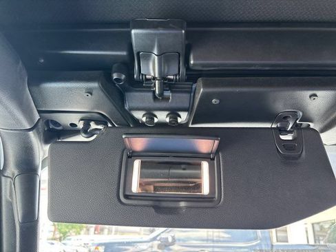 Used 2020 Jeep Wrangler Sport AWD/4WD image 34