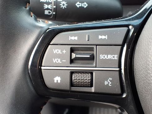 Used 2024 Honda HR-V Sport image 17