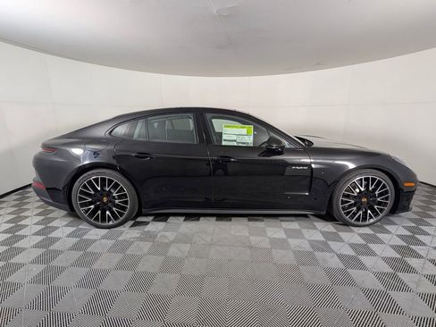 New 2026 Porsche Panamera 4 image 9