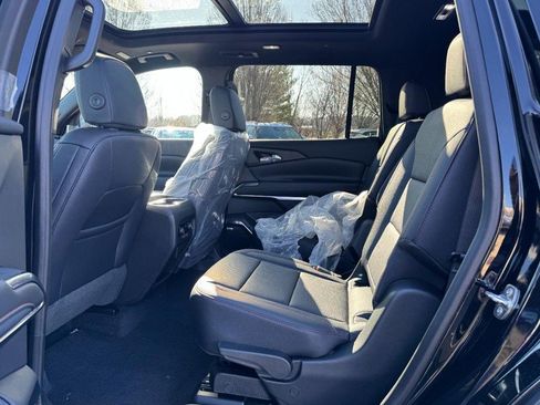 New 2026 Chevrolet Traverse Z71 image 6