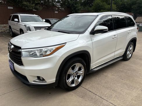 Used 2015 Toyota Highlander Limited image 17
