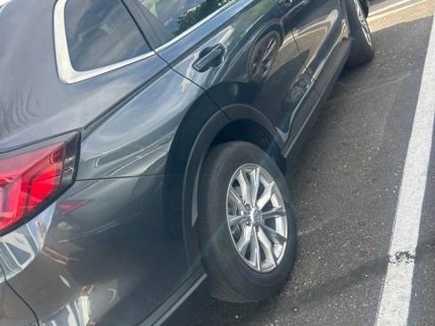 Used 2023 Honda CR-V EX image 3