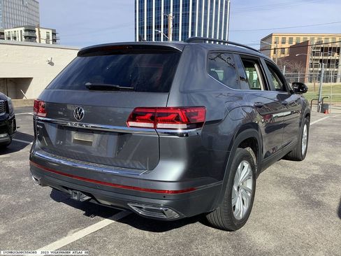 Used 2023 Volkswagen Atlas SE image 6
