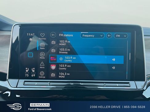 Used 2024 Volkswagen Atlas SE AWD/4WD image 14