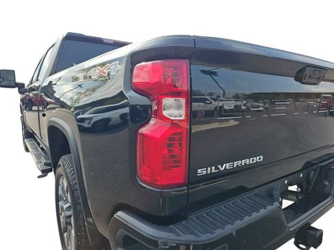 Used 2024 Chevrolet Silverado 2500 Custom w/ Custom Value Package AWD/4WD image 34