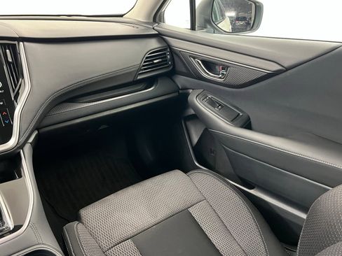 Used 2024 Subaru Outback Premium image 11