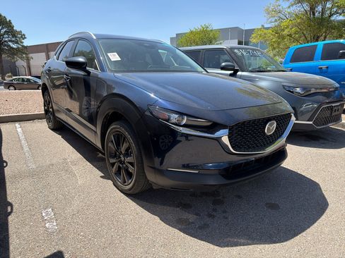 Used 2024 MAZDA CX-30 AWD 2.5 S w/ Select Sport Pkg image 3