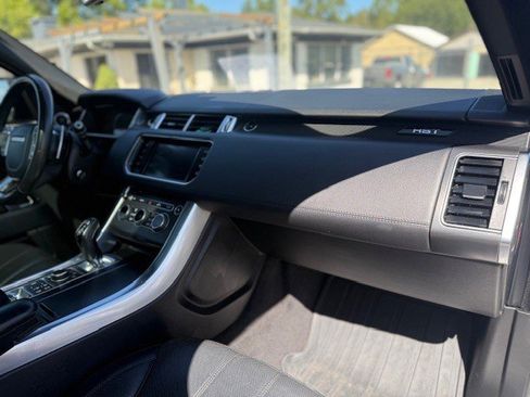 Used 2016 Land Rover Range Rover Sport HST image 16