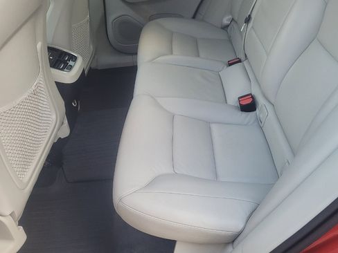 Used 2018 Volvo XC60 T5 Inscription image 35