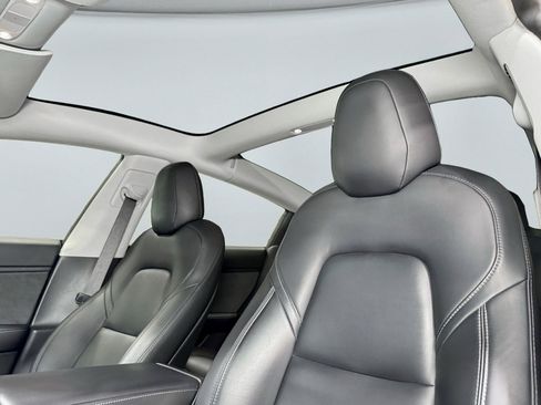 Used 2018 Tesla Model 3 Performance image 21