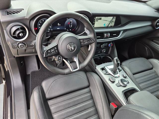Used 2024 Alfa Romeo Stelvio Veloce AWD/4WD image 10