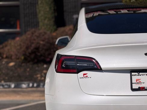 Used 2023 Tesla Model 3 Standard Range image 15