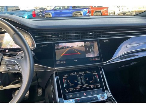 Used 2020 Audi Q8 Premium Plus w/ Premium Plus Package image 7