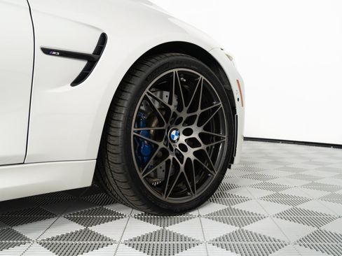 Used 2018 BMW M3 RWD image 26