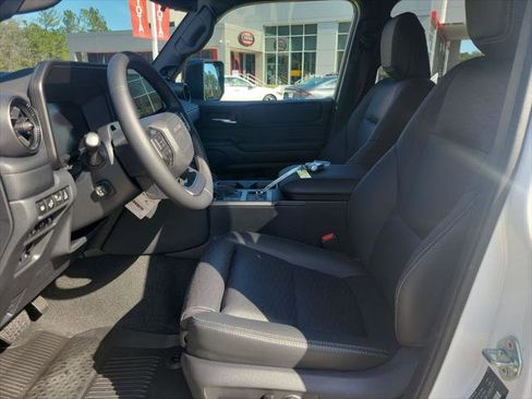 Certified 2025 Toyota Land Cruiser image 15