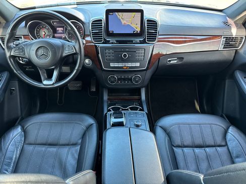 Used 2018 Mercedes-Benz GLS 450 GLS 450 w/ Premium Package image 12