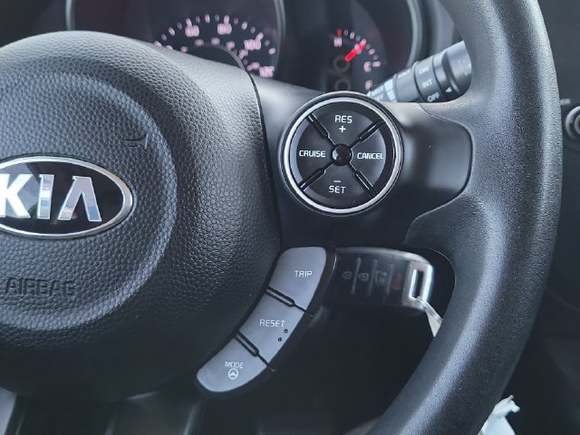 Used 2015 Kia Soul FWD image 25