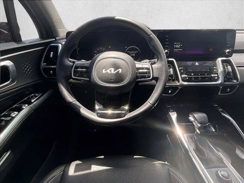 Used 2023 Kia Sorento SX FWD image 7