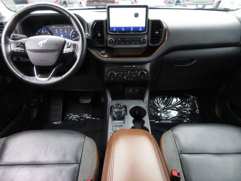 Certified 2022 Ford Bronco Sport Outer Banks w/ Tech Package AWD/4WD image 21