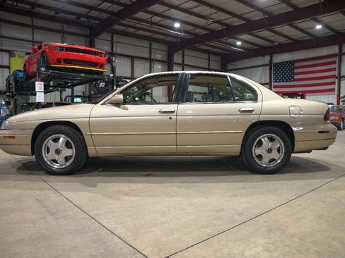 Used 1999 Chevrolet Lumina LTZ w/ Preferred Equipment Group image 4