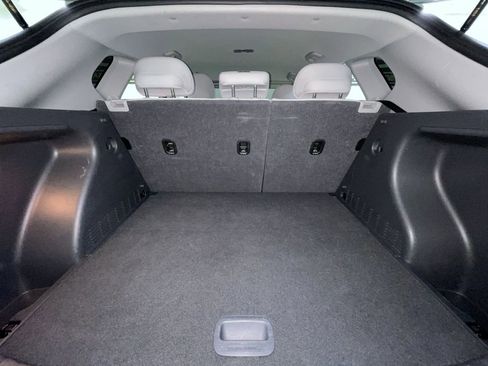 Used 2024 Hyundai Kona SE image 27