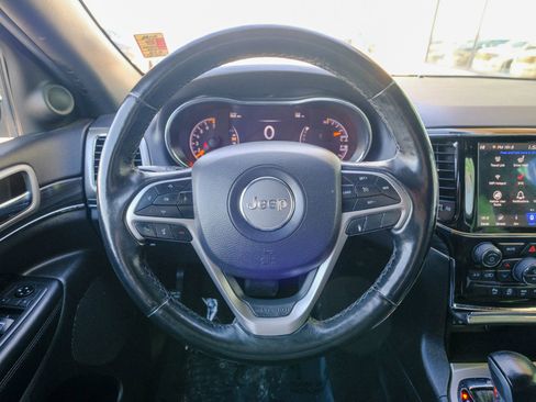 Used 2020 Jeep Grand Cherokee Limited image 31