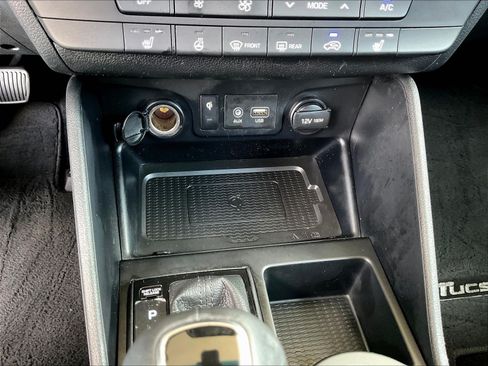 Used 2021 Hyundai Tucson Limited AWD/4WD image 15