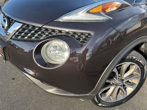 Used 2017 Nissan Juke SV image 23