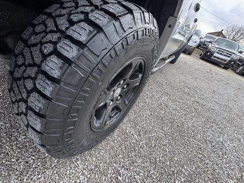 Used 2006 Dodge Dakota SLT image 10