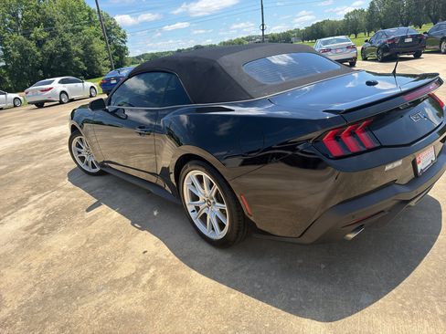 Used 2024 Ford Mustang GT Premium RWD image 6