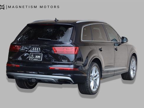 Used 2018 Audi Q7 3.0T Prestige w/ Prestige Package AWD/4WD image 7