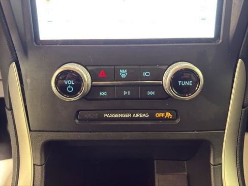 Certified 2023 Ford Edge SEL w/ Convenience Package AWD/4WD image 5