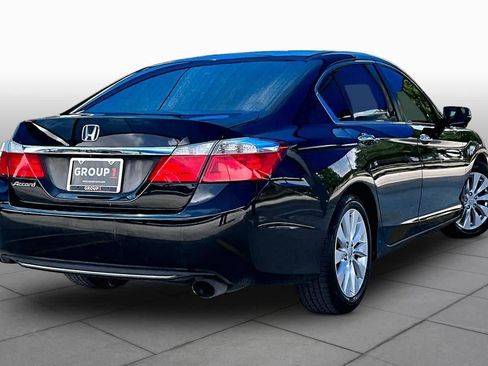 Used 2015 Honda Accord EX image 13