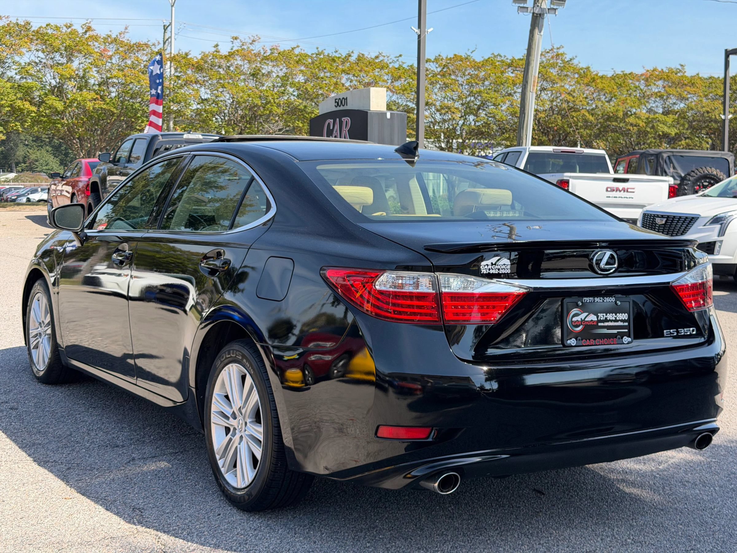 Used 2015 Lexus ES 350 w/ Premium Package FWD image 8