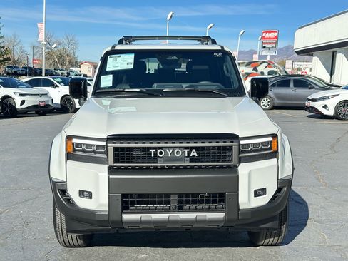 Used 2024 Toyota Land Cruiser image 15