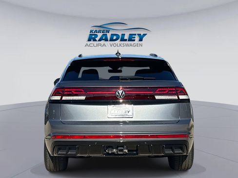 Certified 2025 Volkswagen Atlas Cross Sport SEL R-Line image 3