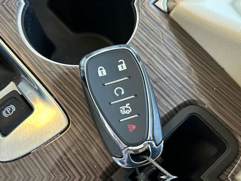 Used 2024 Chevrolet Malibu LT image 22