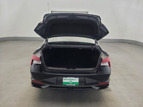 Used 2022 Hyundai Elantra Limited w/ Cargo Package FWD image 29