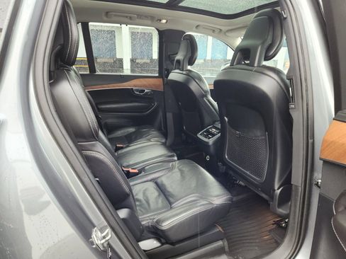 Used 2016 Volvo XC90 T6 Inscription w/ Vision Package image 18