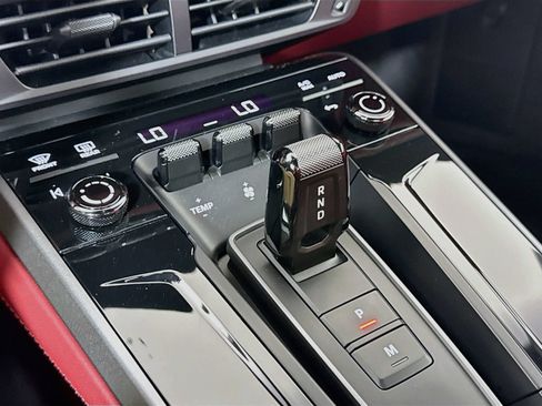 Certified 2025 Porsche 911 Carrera S RWD image 19